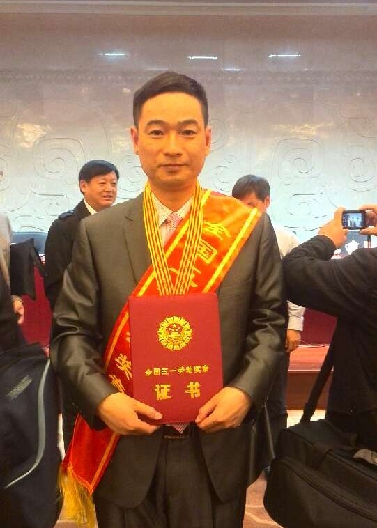 杨林山2 ca88手机客户端(安卓/苹果)CA88会员登录入口