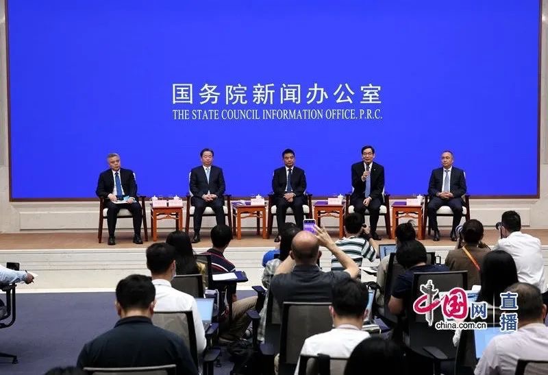 中表记者碰头会上，周育先谈若何弘扬企业家心灵